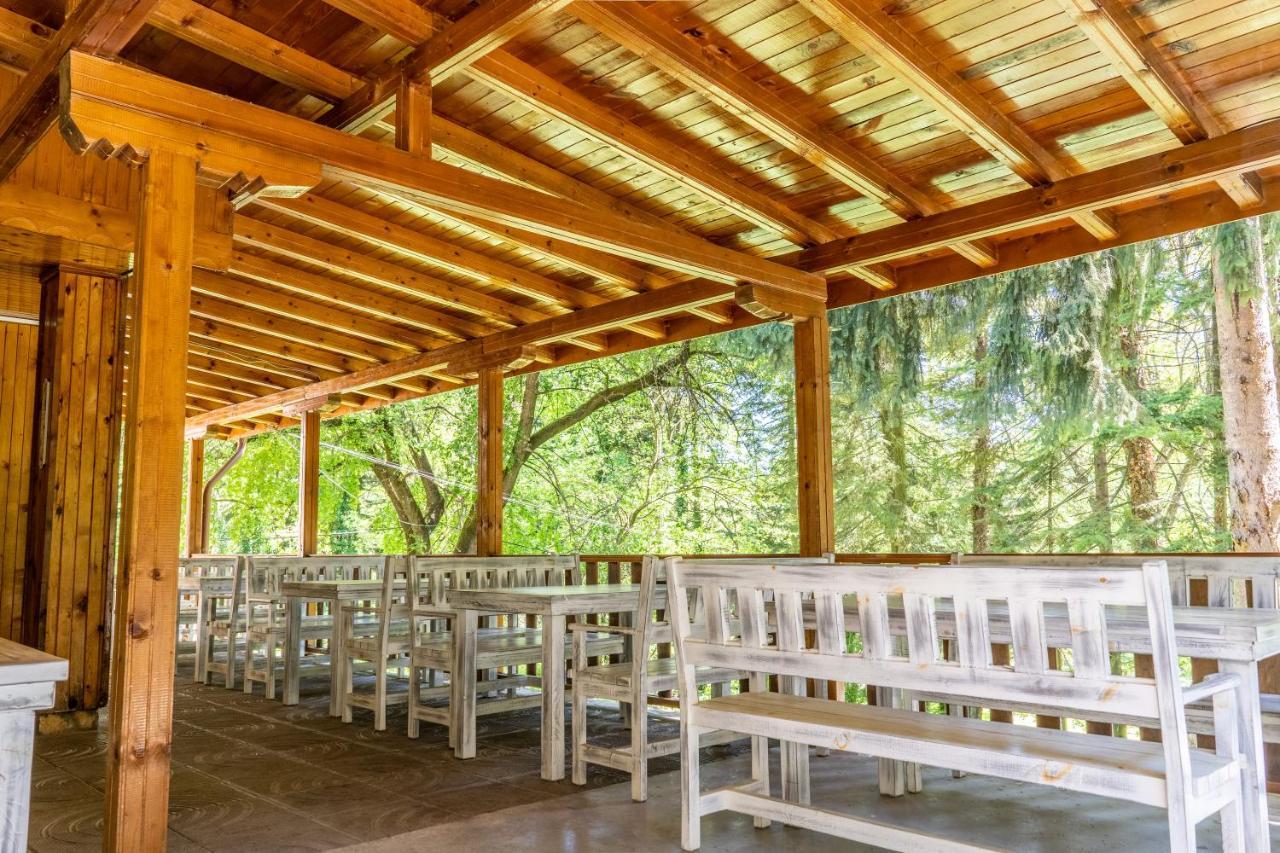 Крушун - Единствена На Метри От Водопадите, Krushun - The Only Stay Just Meters From The Waterfalls Krushuna Extérieur photo